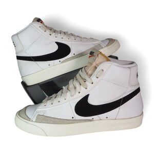 Nike Blazer Mid 77 Vintage 'White Black' Sneakers CZ1055-100 Women's 8